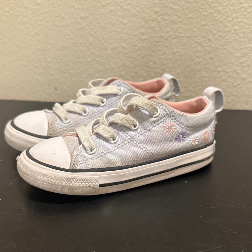 Kids slip on converse sneaker